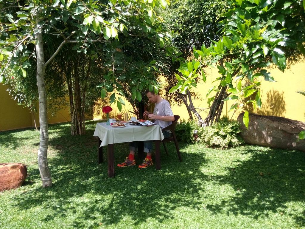 Inlak Garden Hotel Negombo Luaran gambar
