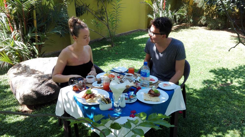 Inlak Garden Hotel Negombo Luaran gambar