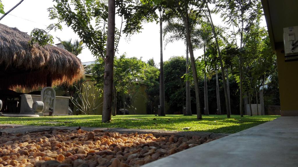 Inlak Garden Hotel Negombo Luaran gambar