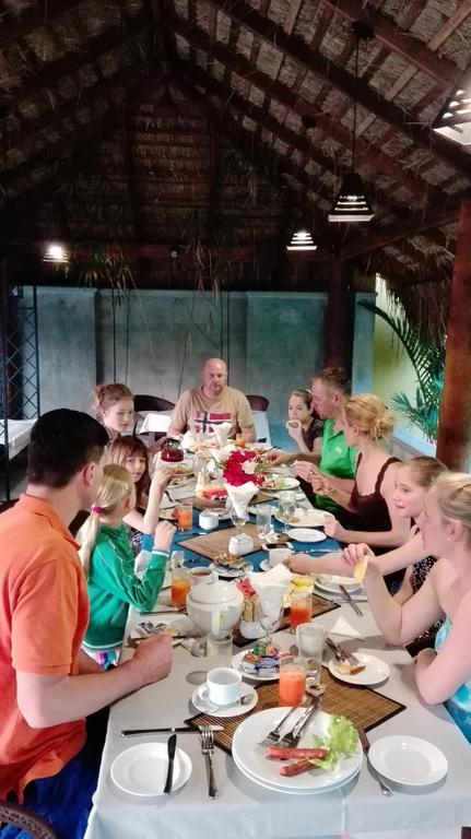 Inlak Garden Hotel Negombo Luaran gambar